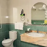 Otel Avenida Iii 2*
