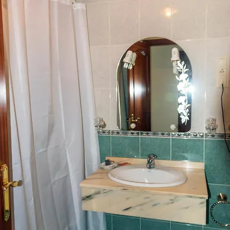 Hotel Avenida Iii 2*