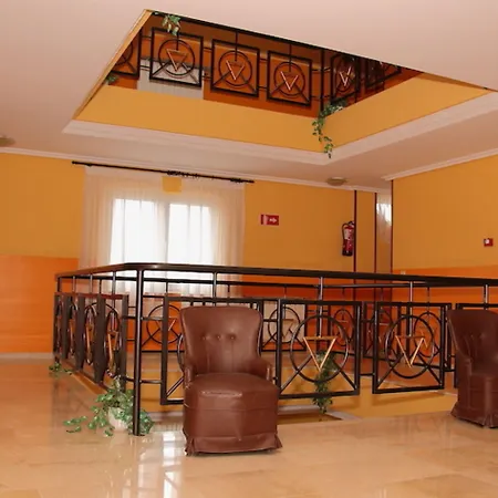 Avenida Iii 酒店 比利亚丹戈斯德尔帕拉莫