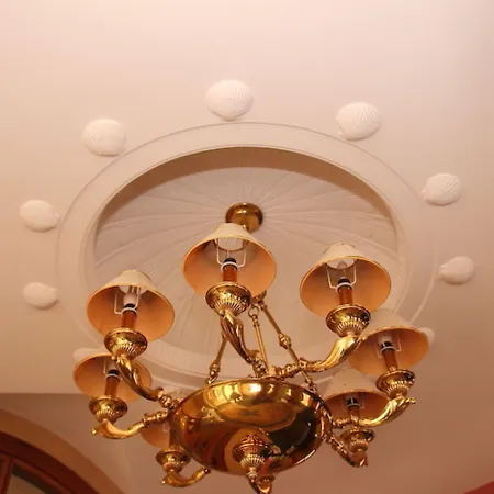 מלון Avenida Iii 2*