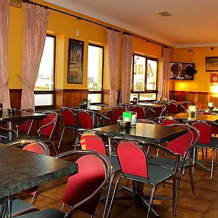 Hotel Avenida Iii Villadangos del Paramo