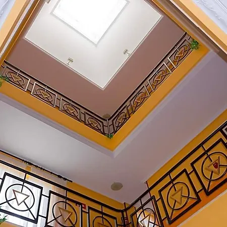Hotel Avenida Iii