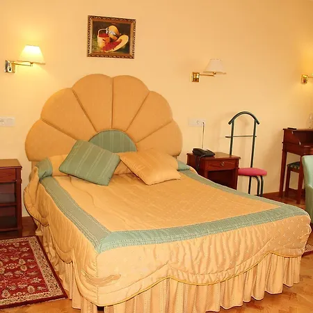 Avenida Iii 2* Villadangos del Páramo