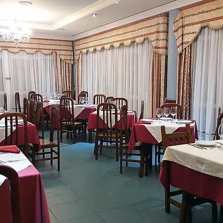 Avenida Iii Hotel 2*