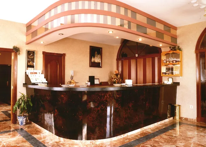 Avenida Iii Hotel 2*