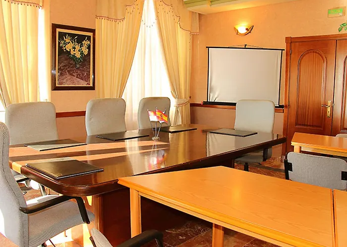 Hotel Avenida Iii 2*