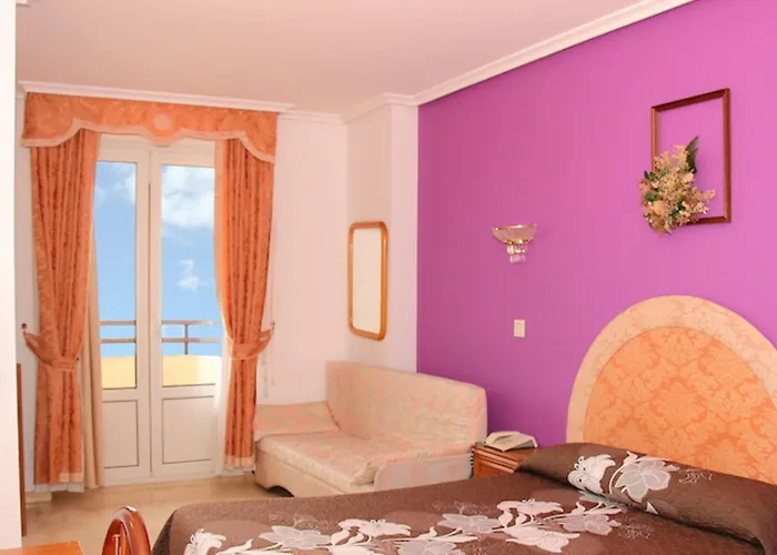 Avenida Iii 비야당고스 델 파라모