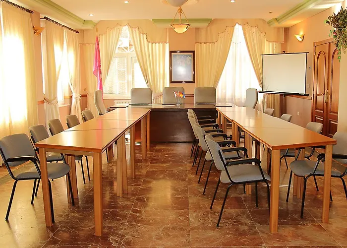 Avenida Iii 2* Villadangos del Páramo