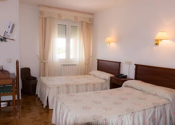 Hotel Avenida Iii Villadangos del Páramo